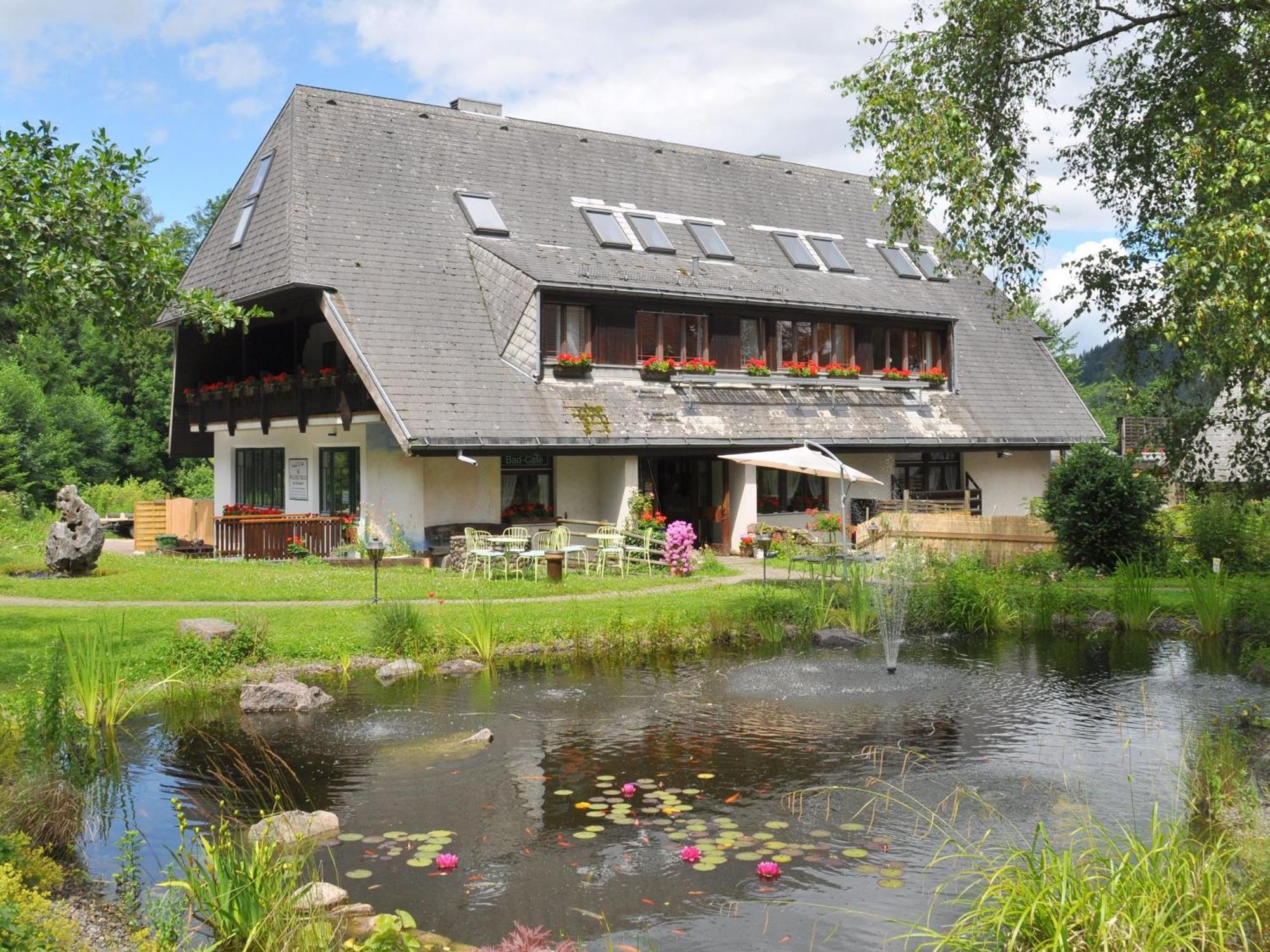 Hostel Waldblick Friburgo in Brisgovia Esterno foto